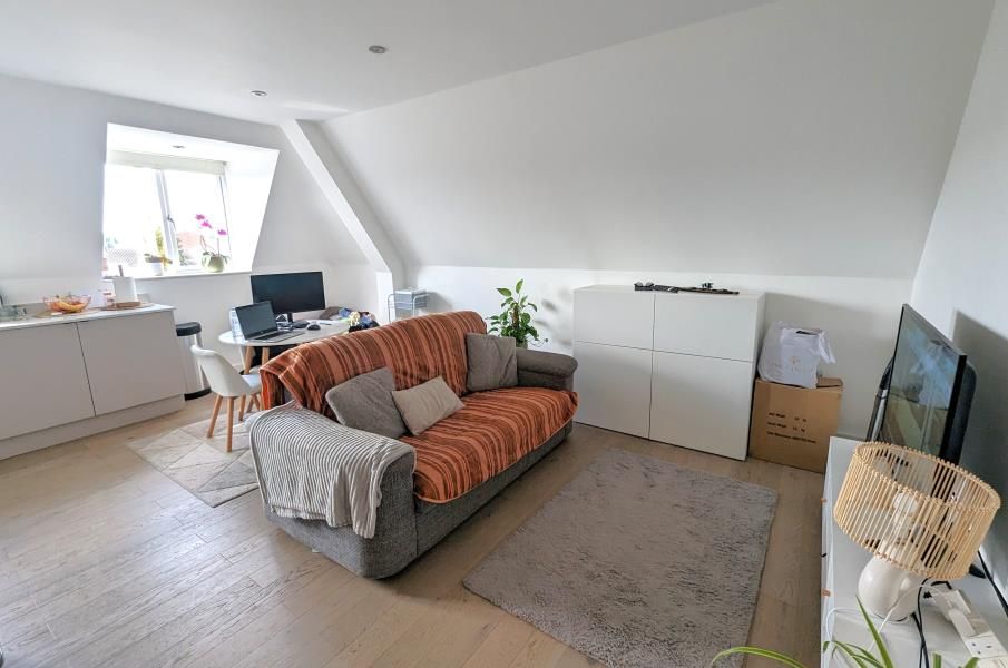 Property photo 3 of 8