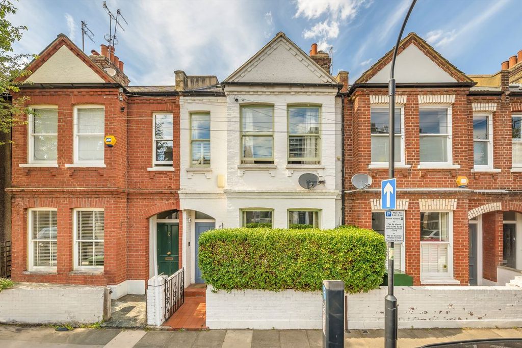 Property photo 1 of 11