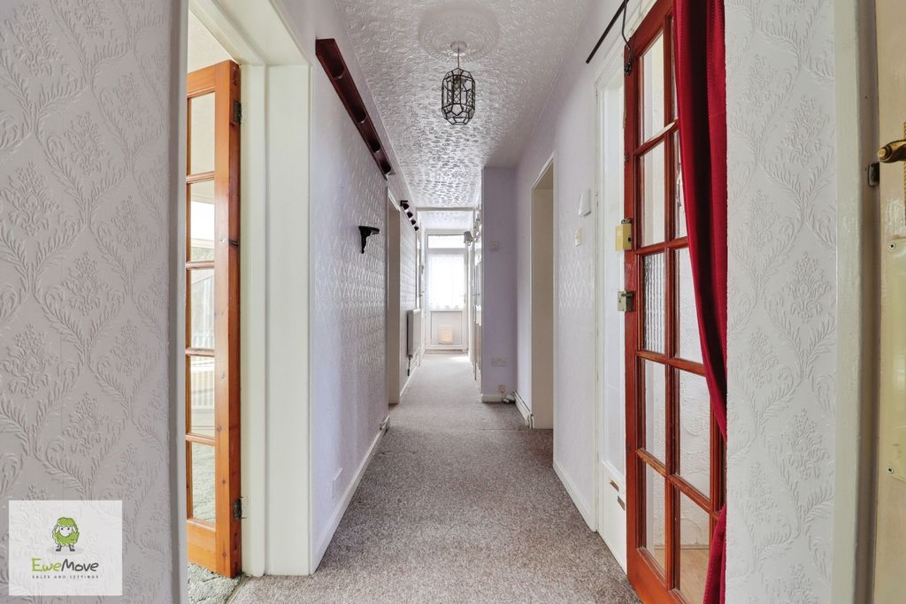 Property photo 2 of 16 Hallway - Ewemove Cannock