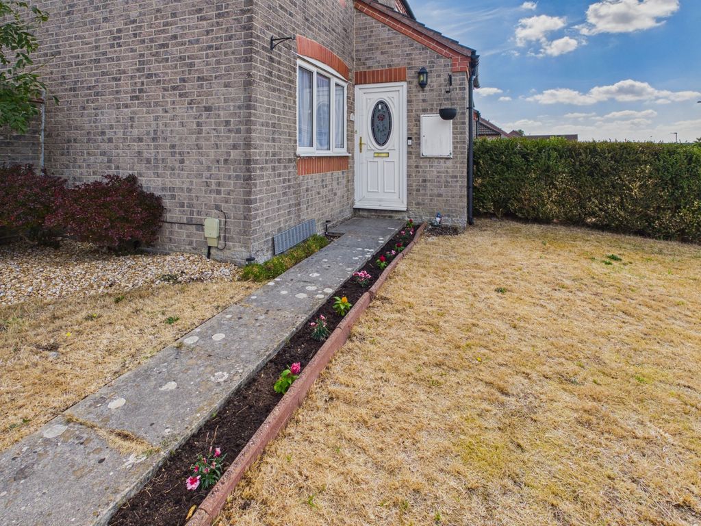 Property photo 2 of 12 Cam04873G0-Pr0114-Still012