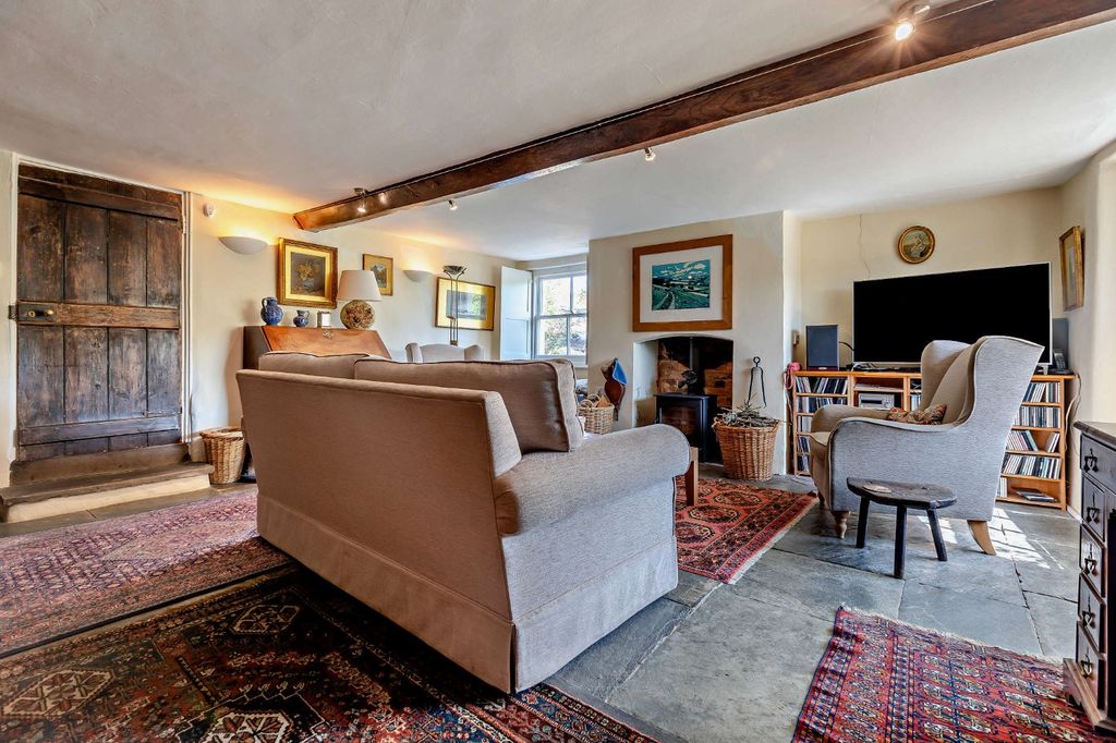 Property photo 2 of 17 Drawing Room