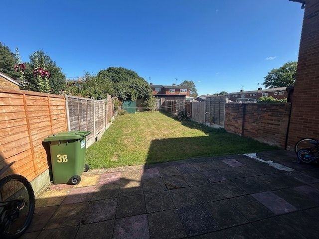 Property photo 3 of 12 Picture No. 04