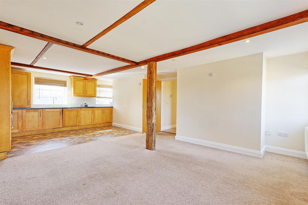 Property photo 3 of 15 Img_1027_8_9_Easyhdr-Interior3.Jpg