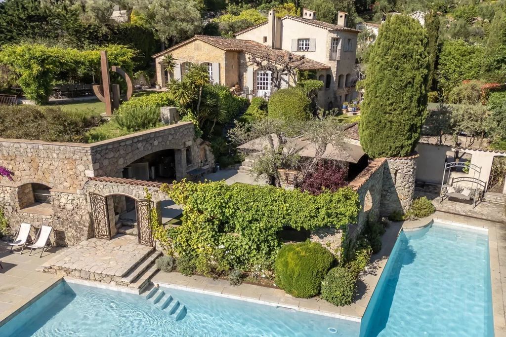 Property photo 3 of 9