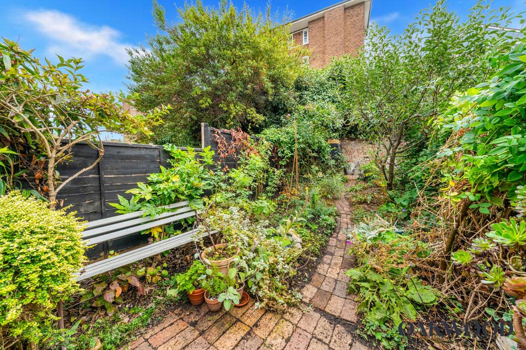 Property photo 3 of 29