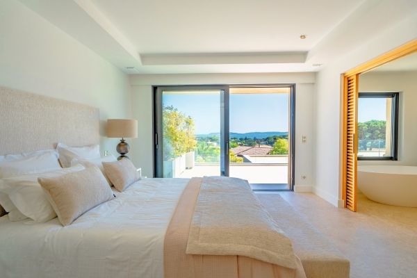 Property photo 3 of 3