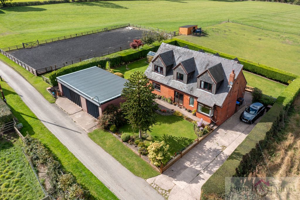 Property photo 3 of 54 Kingsley-75