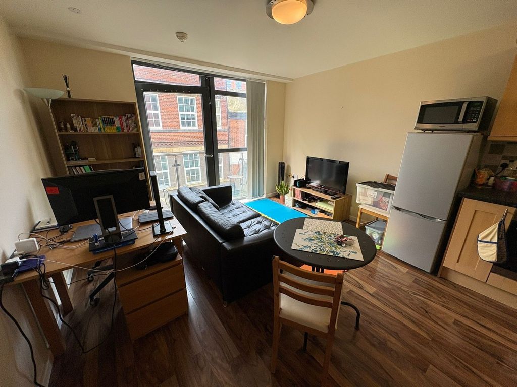 Property photo 3 of 8 Picture No. 09