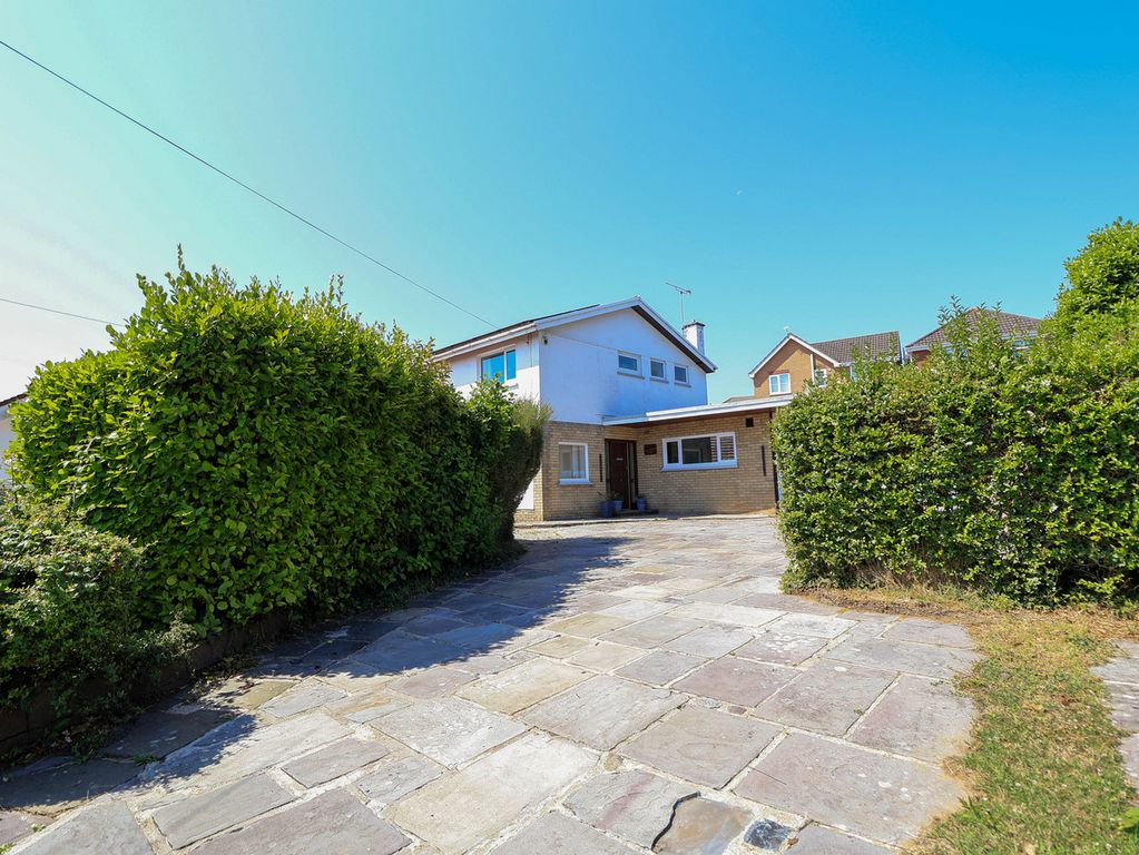Property photo 2 of 26