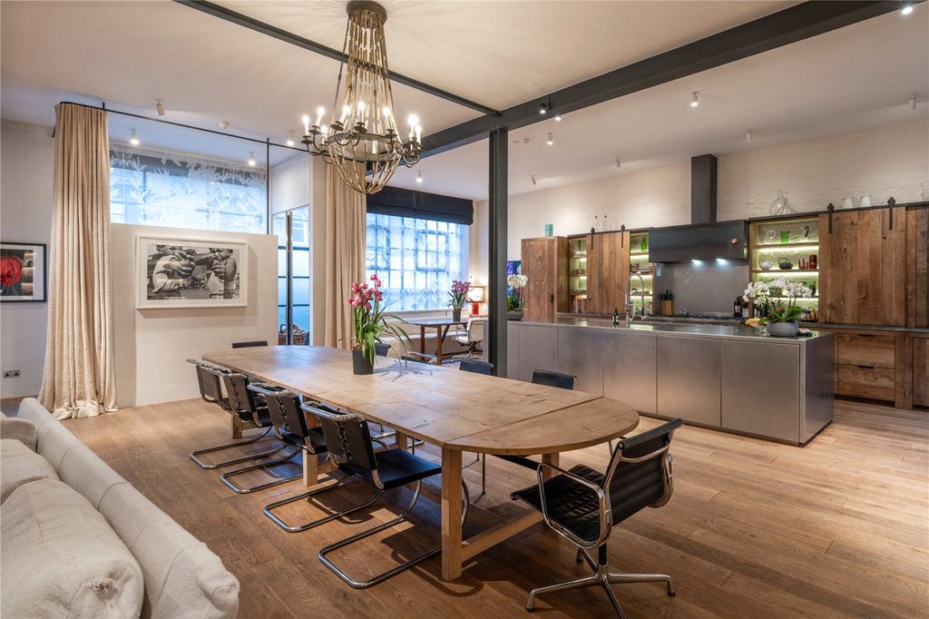 Property photo 2 of 26 Picture No. 38