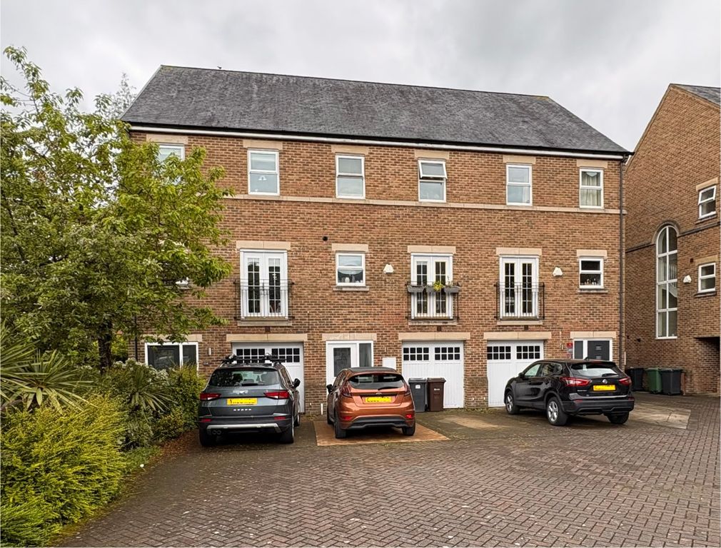 Property photo 2 of 16 Picture No. 20