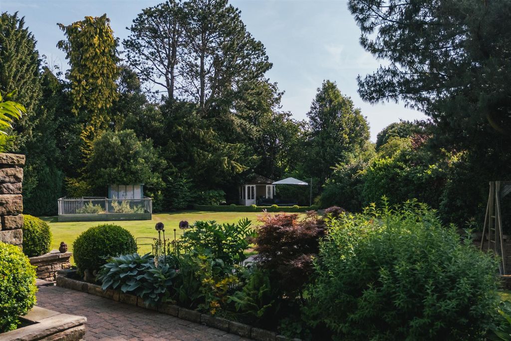 Property photo 2 of 64 Exterior And Gardens