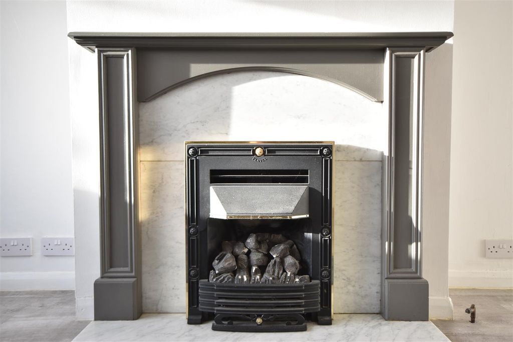 Property photo 1 of 11 Dsc_0120 (2).Jpg