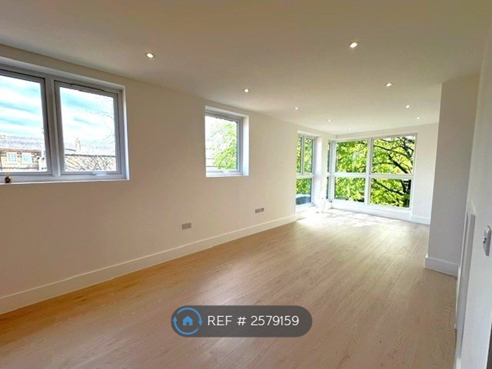 Property photo 3 of 12 Open Plan Living