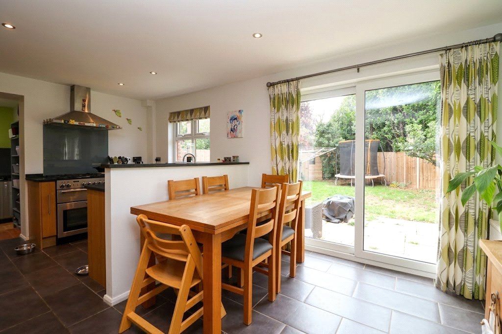 Property photo 2 of 18 Picture No. 17