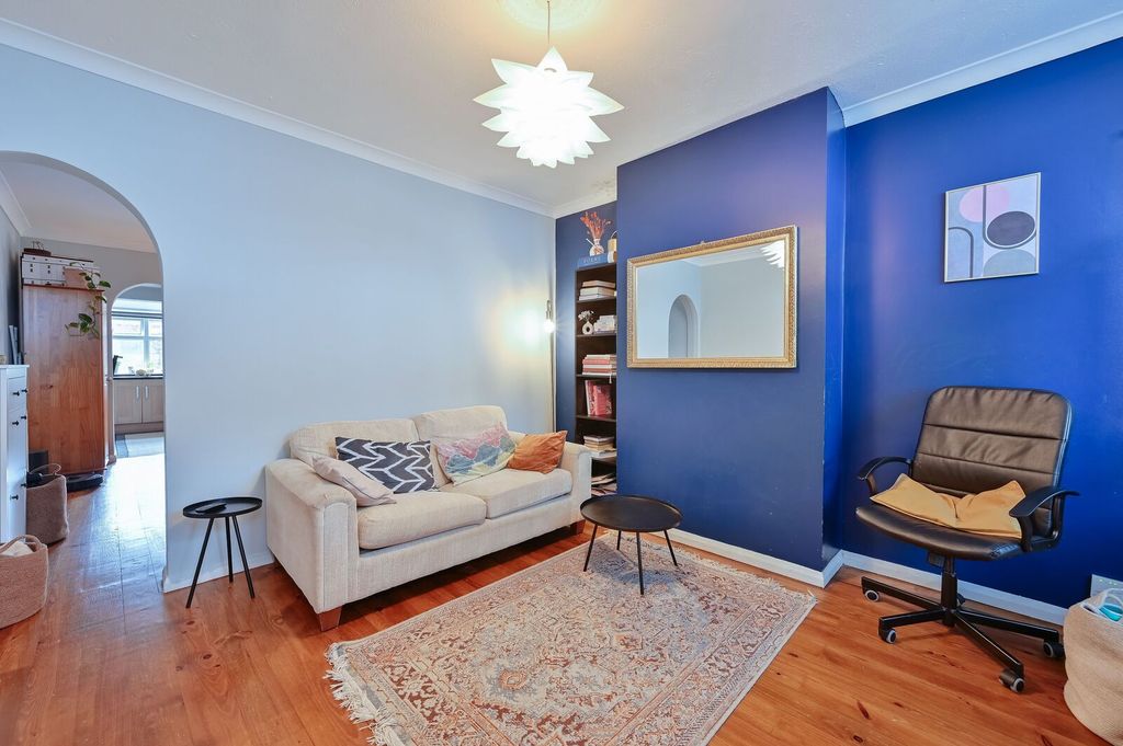 Property photo 1 of 13