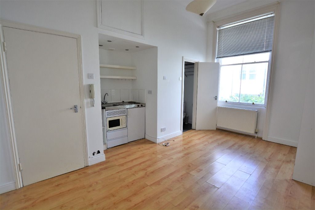 Property photo 2 of 3