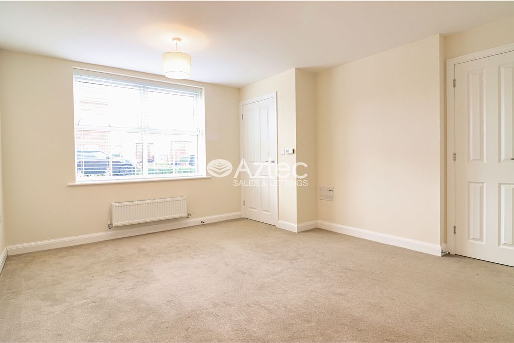 Property photo 2 of 16 Lounge