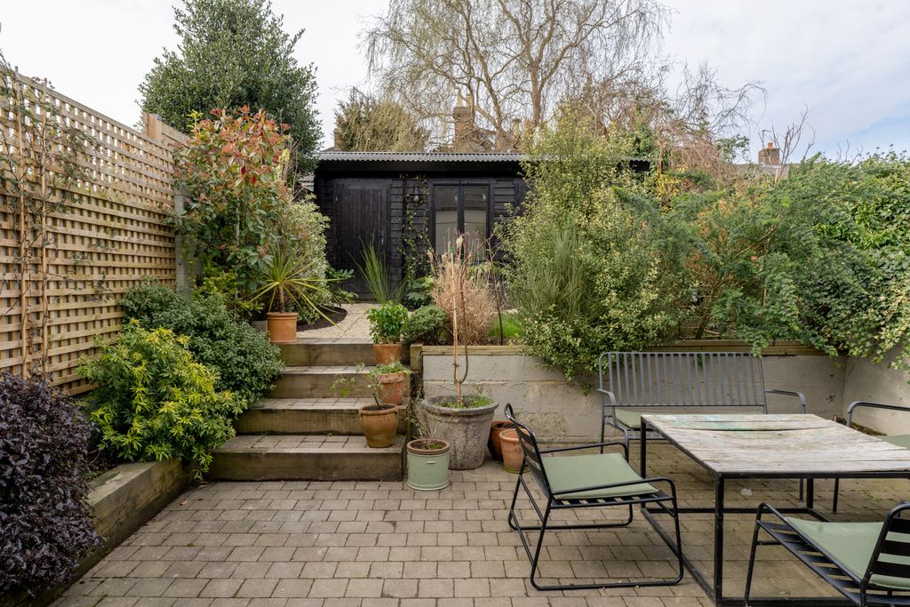 Property photo 3 of 32 269195 - 50Romanroad_Highres-54.Jpg