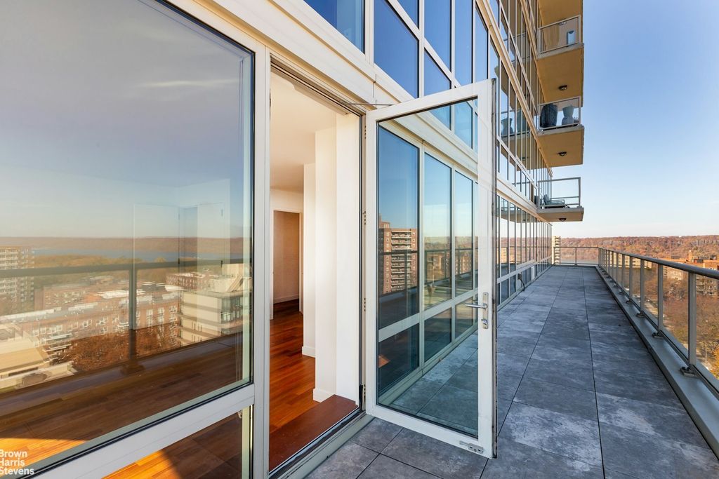 Property photo 3 of 17 <Alttext/>