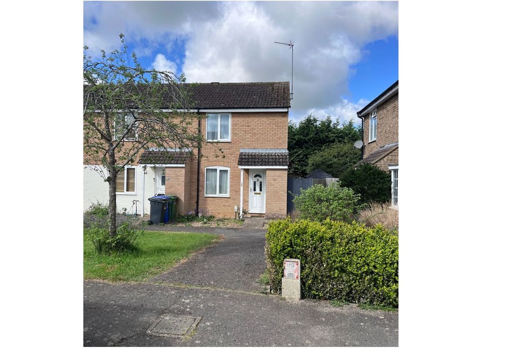 Property photo 1 of 17 Front View