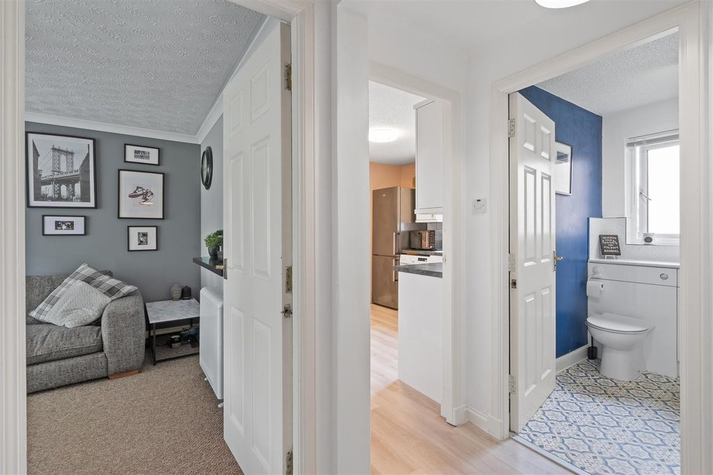 Additional image 17 of 2 bed flat for saleWaverley Cresent, Livingston EH54