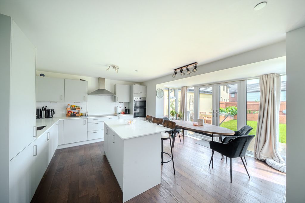 4 bed detached house for saleShipyard Close, Chepstow, 5 NP16