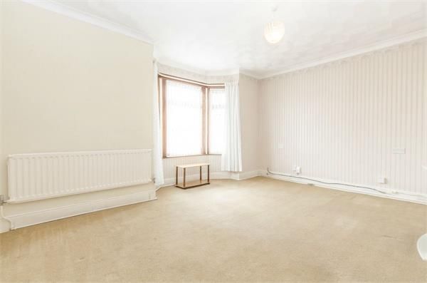 Property photo 2 of 9 2