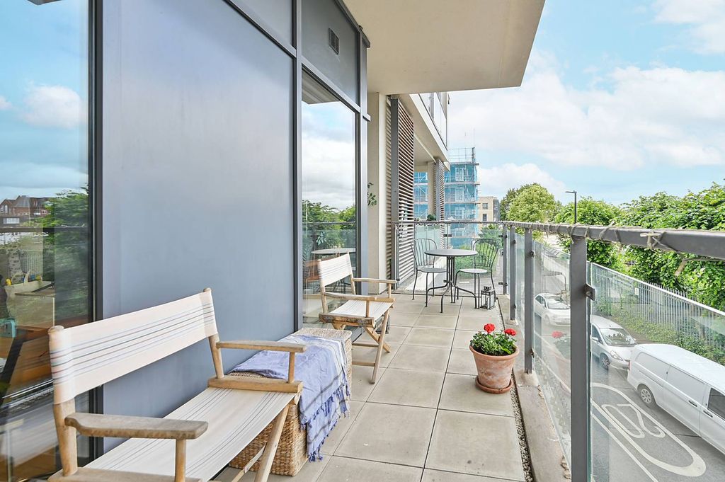 Property photo 2 of 9