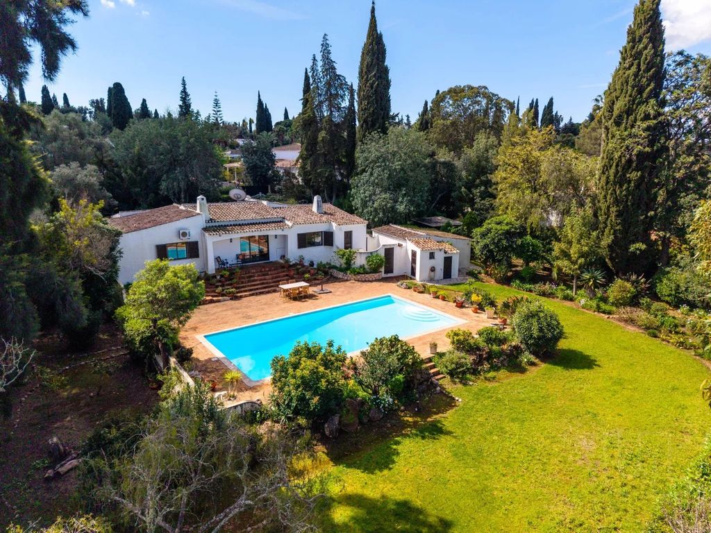 Property photo 1 of 44