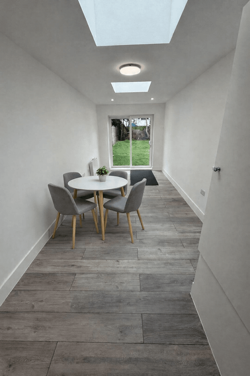 Property photo 3 of 5 Gallery