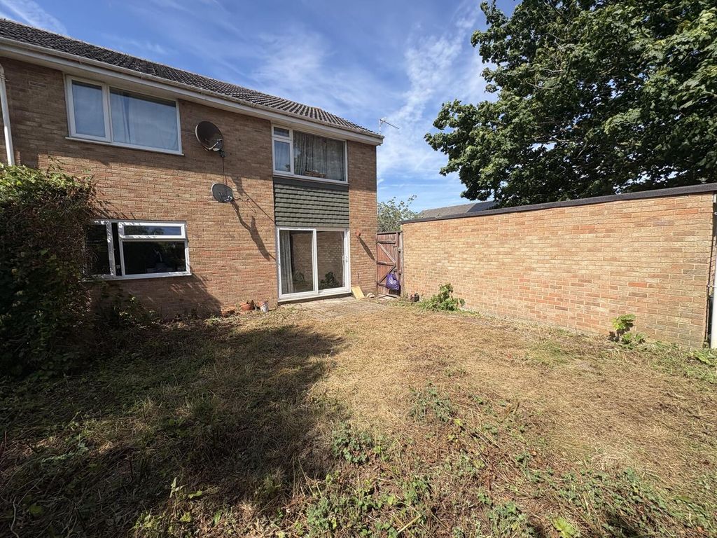 Property photo 1 of 11 Rear Garden