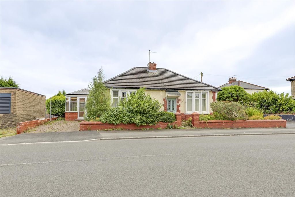 Property photo 1 of 15 Front External