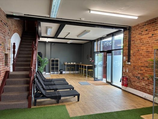 Property photo 2 of 6 Photo 10