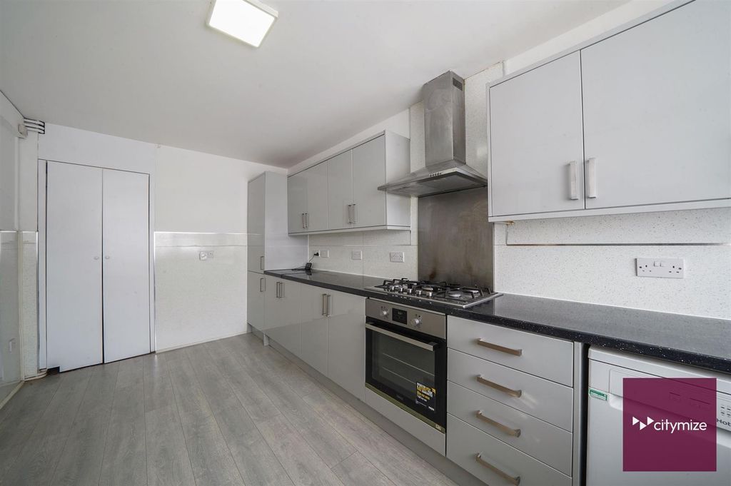 Property photo 1 of 16 Kitchen