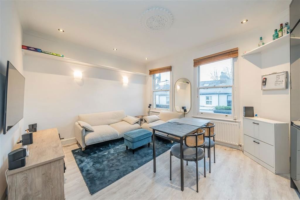 Property photo 1 of 4