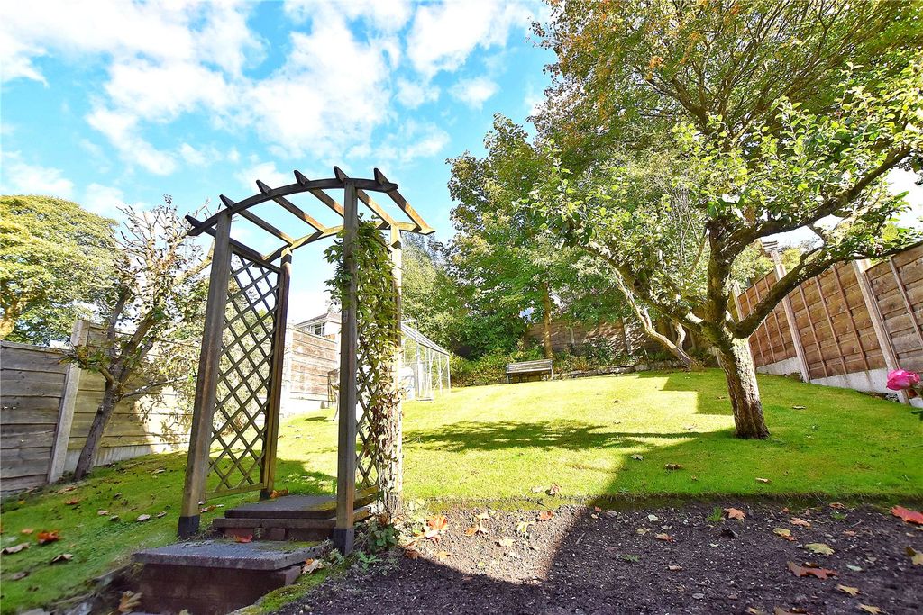 Property photo 2 of 12 Picture 2