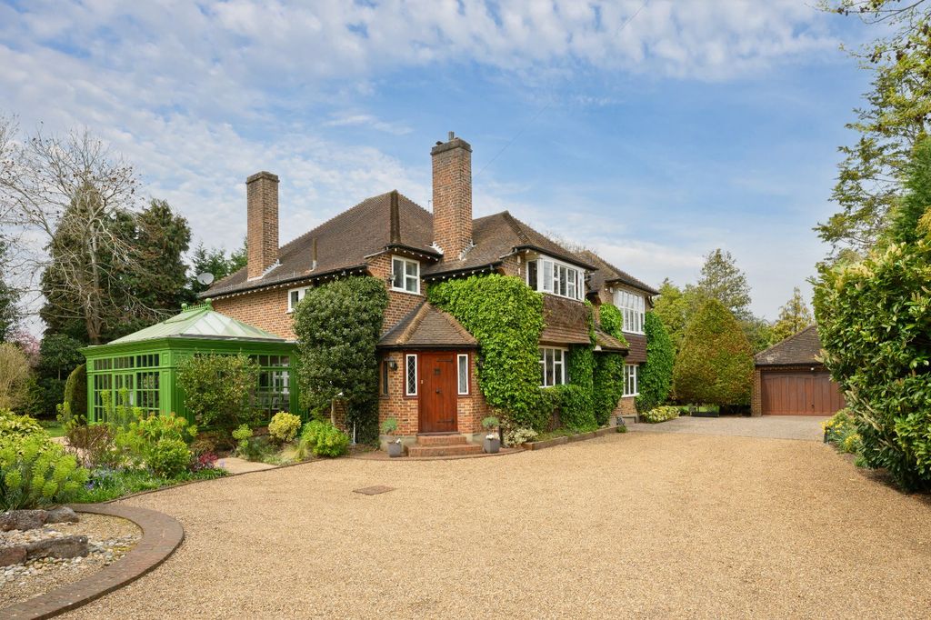 Property photo 1 of 28 Front Aspect