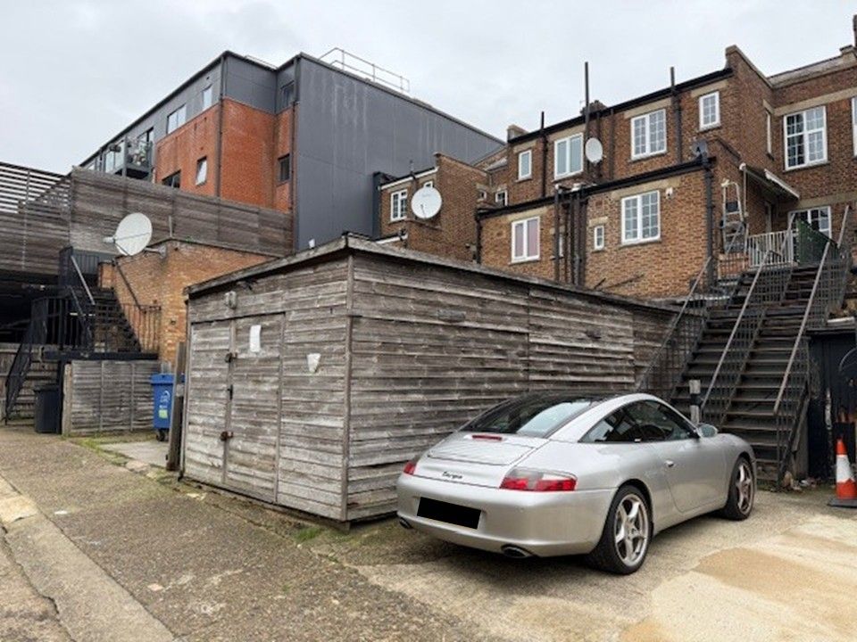 Property photo 3 of 3