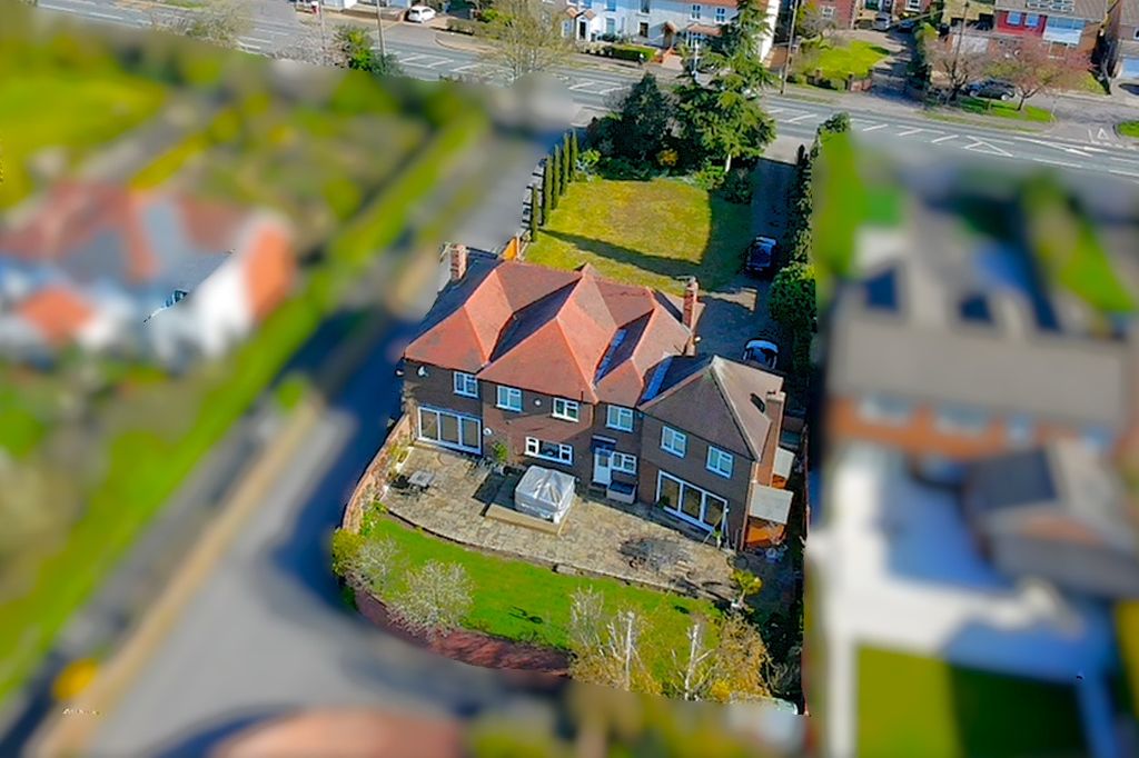 Additional image 41 of 5 bed detached house for saleBawtry Road, Doncaster DN4