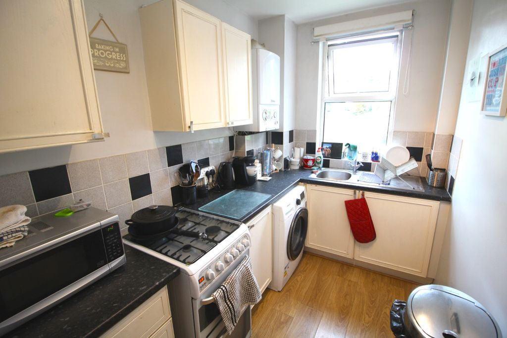 Property photo 2 of 6 1013981
