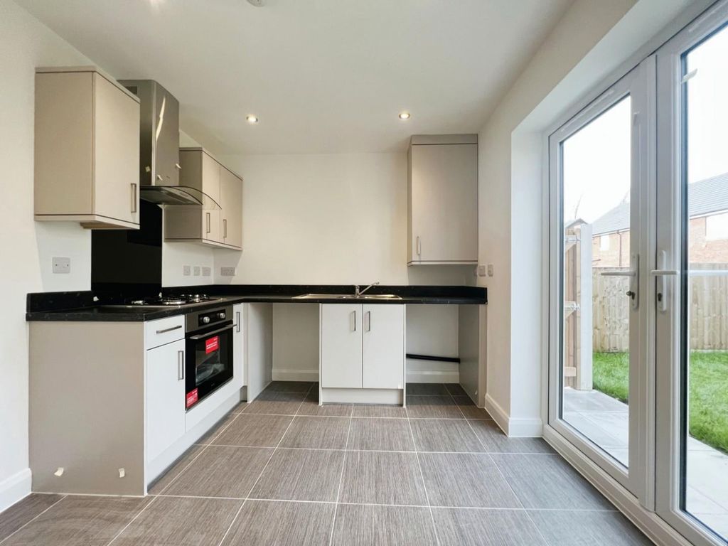 Property photo 2 of 15 83D5Ad1B-8758-46Fb-8A44-Fe80Dcff6421.Jpeg