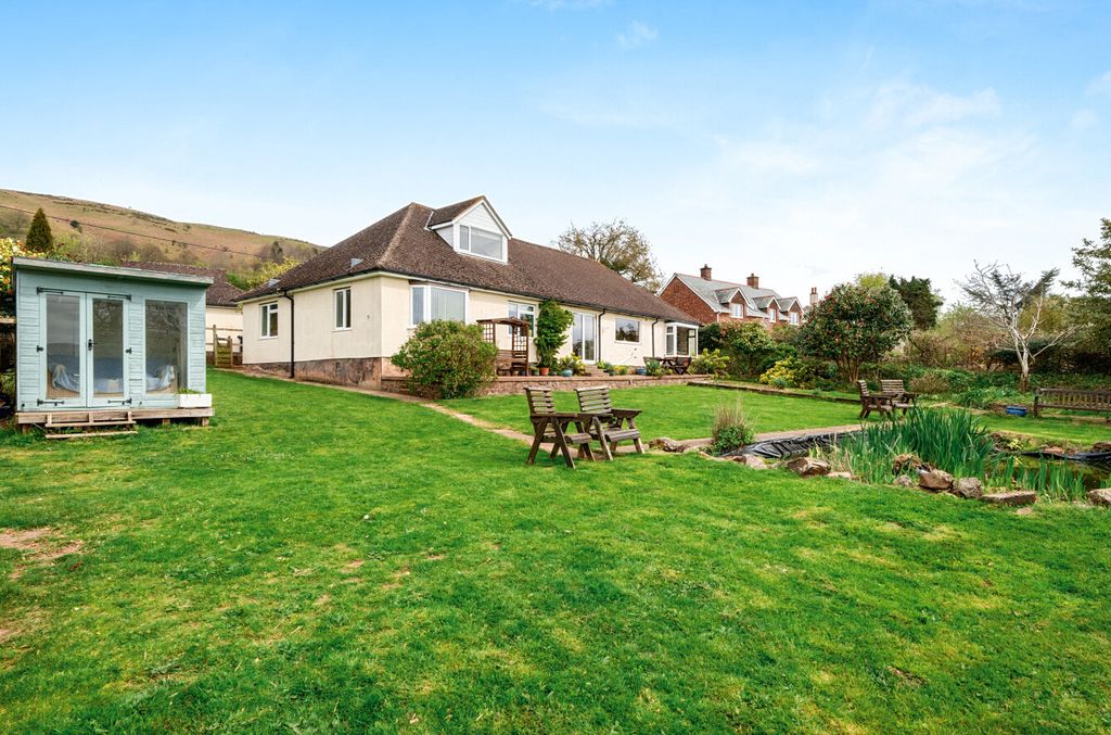 Property photo 1 of 26 1-69Db881E424Ea-1...