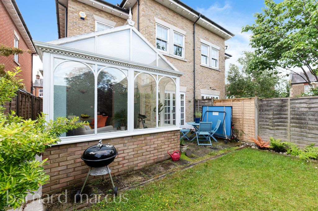 Property photo 3 of 16