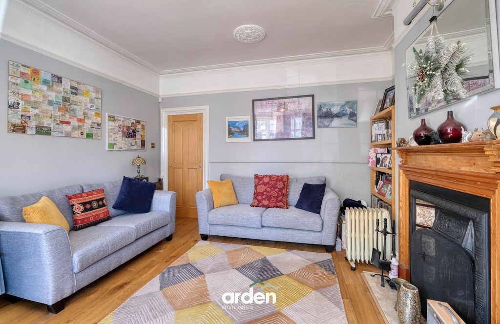 Property photo 2 of 30