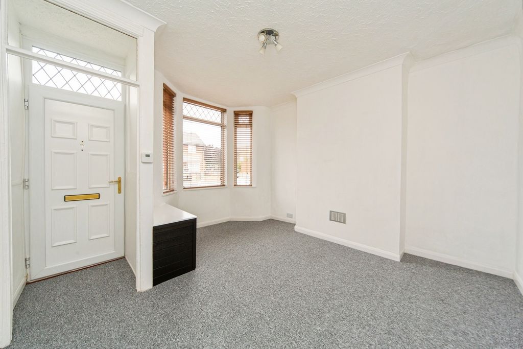Property photo 3 of 20 Pbox-Img.Jpg