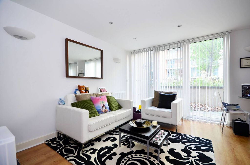 Property photo 1 of 4