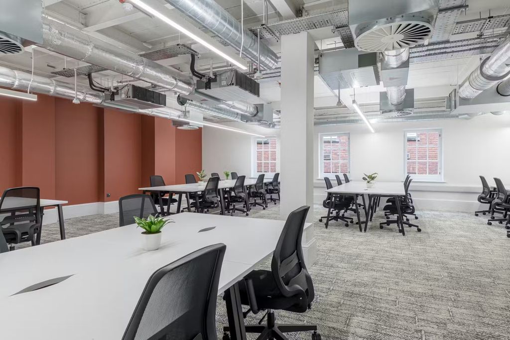 Property photo 2 of 14 Office