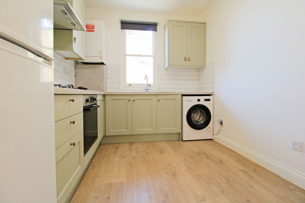 Property photo 3 of 4 Img_8682