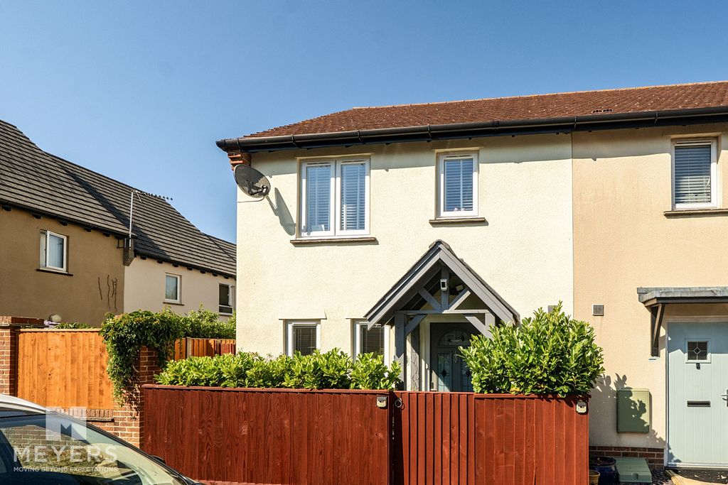 Property photo 1 of 22